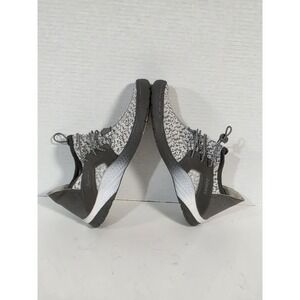 J Sport CARLY By Jambu womens shoes  Pull On Size 6 Gray